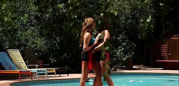 Alice Lighthouse and Christiana Cinn making lesbian love